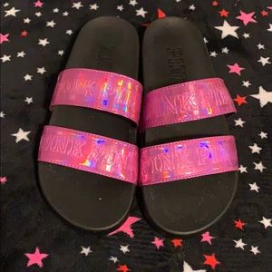 Women’s slides from PINK